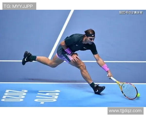 重庆网球队以74分稳居总决赛积分榜首位争夺冠军的关键时刻